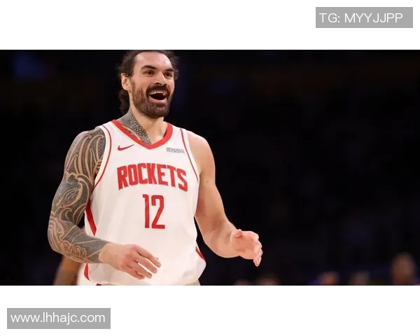 火箭与爵士激战正酣NBA直播精彩瞬间回顾与分析